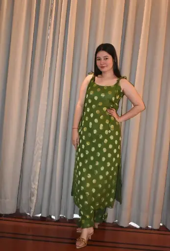 Gold-Dot Green Set